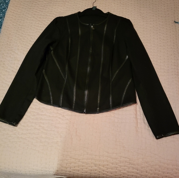 NWOT Ralph Lauren Black Denim Faux Leather No Pockets Form Fitted Womens Size 12 - Picture 1 of 8